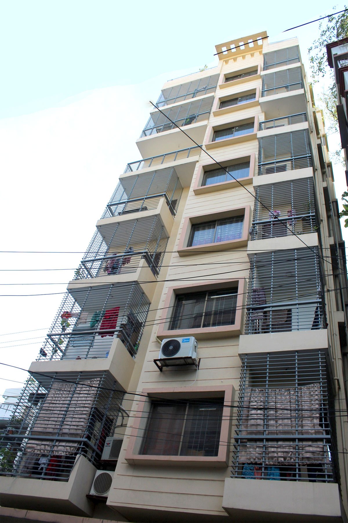 Completed project   Inova Kuntala, 9th storied residential Building, 13 Bongshal road, patharghata, Chattogram.